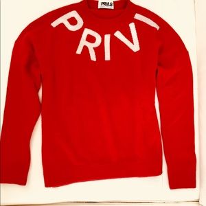 Threads of Privilege brand new, size M